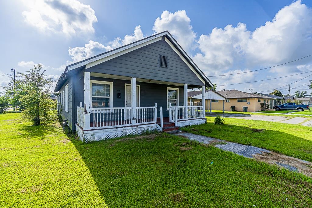 1518 N Prater St Street