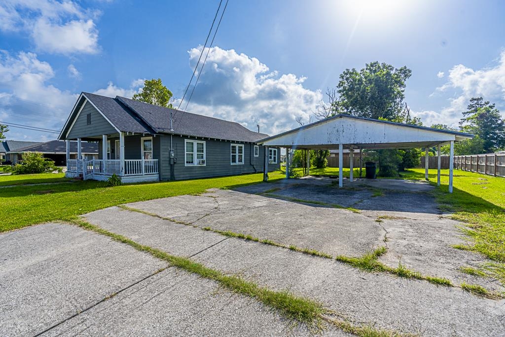 1518 N Prater St Street