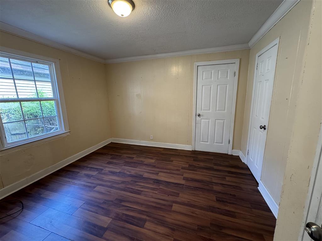 2112 Tulip St.