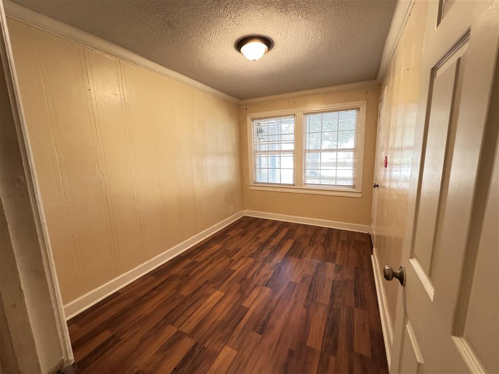 2112 Tulip St.