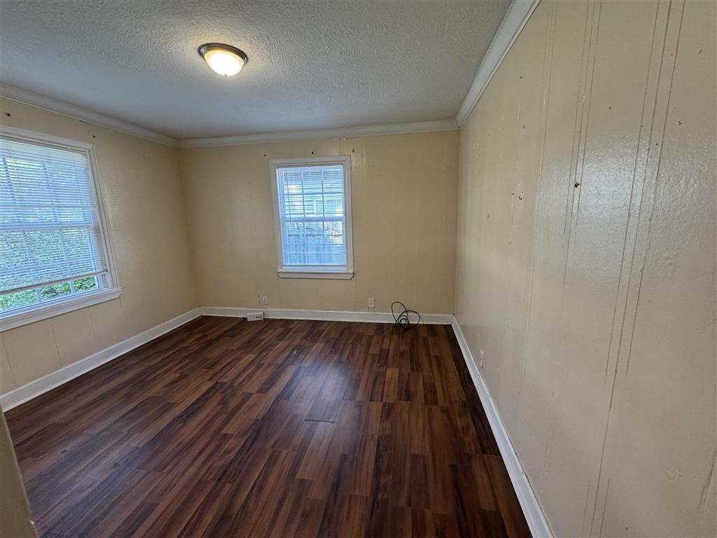 2112 Tulip St.