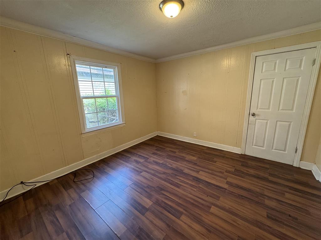 2112 Tulip St.