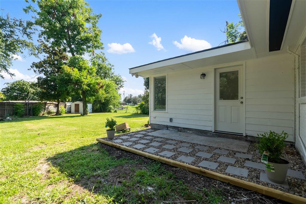 609 Creole Ln Lane