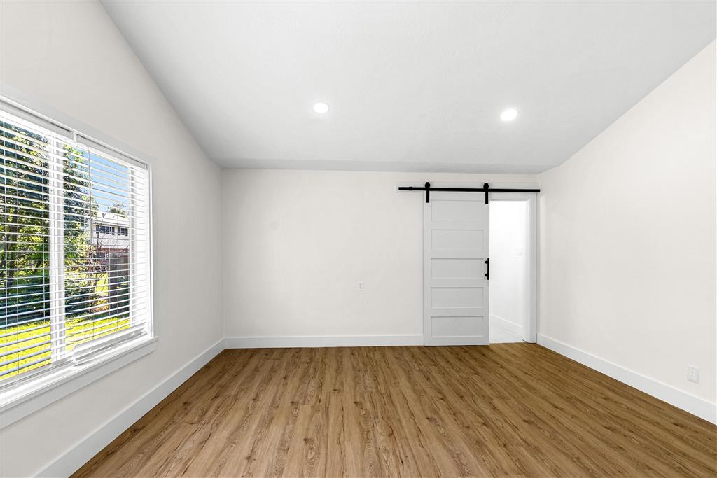 609 Creole Ln Lane