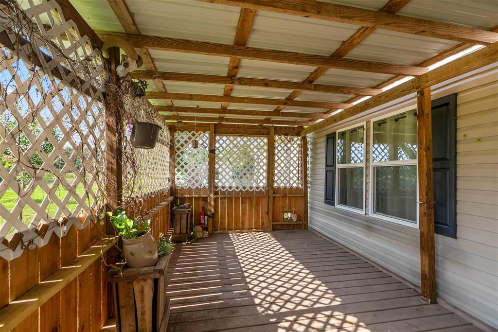 1757 Foreman Rd Road