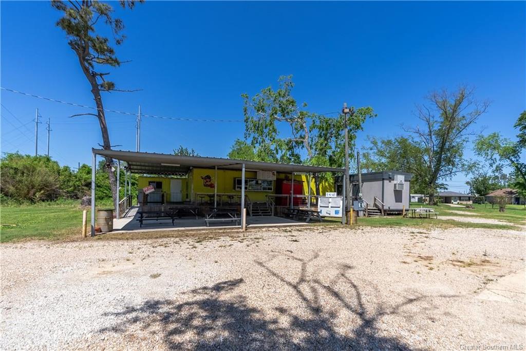 1411 E Houston River Road