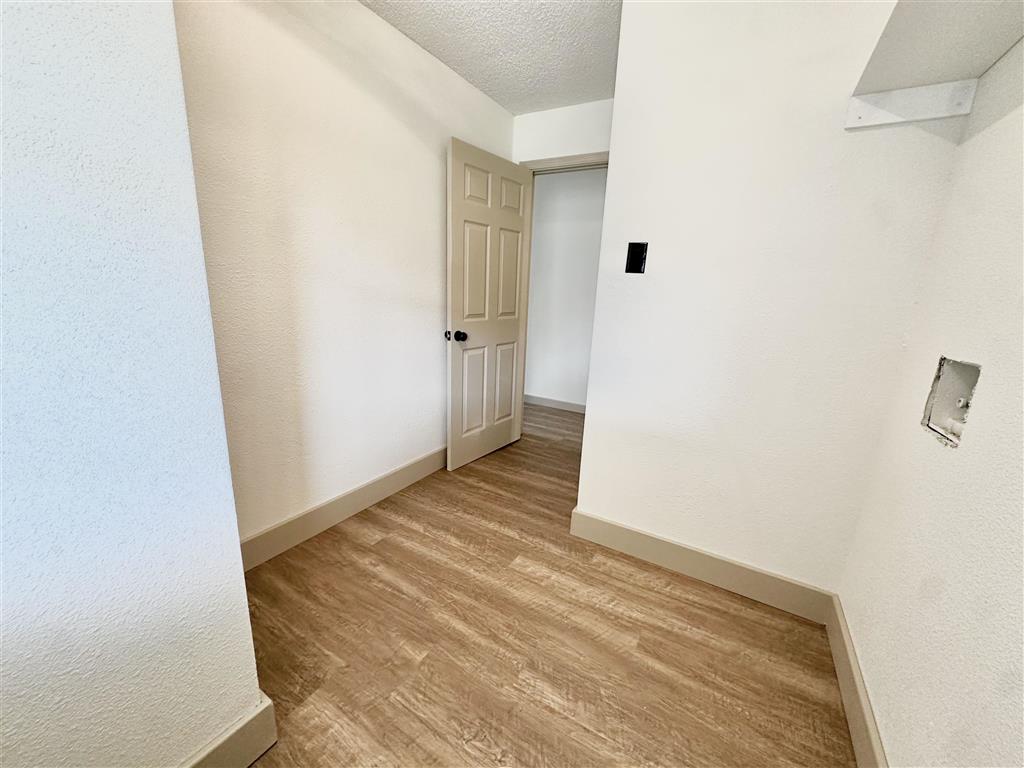 462 Sharon Lane