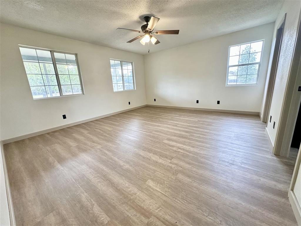 462 Sharon Lane