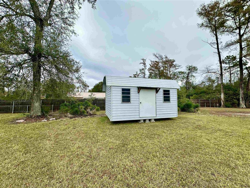 462 Sharon Lane
