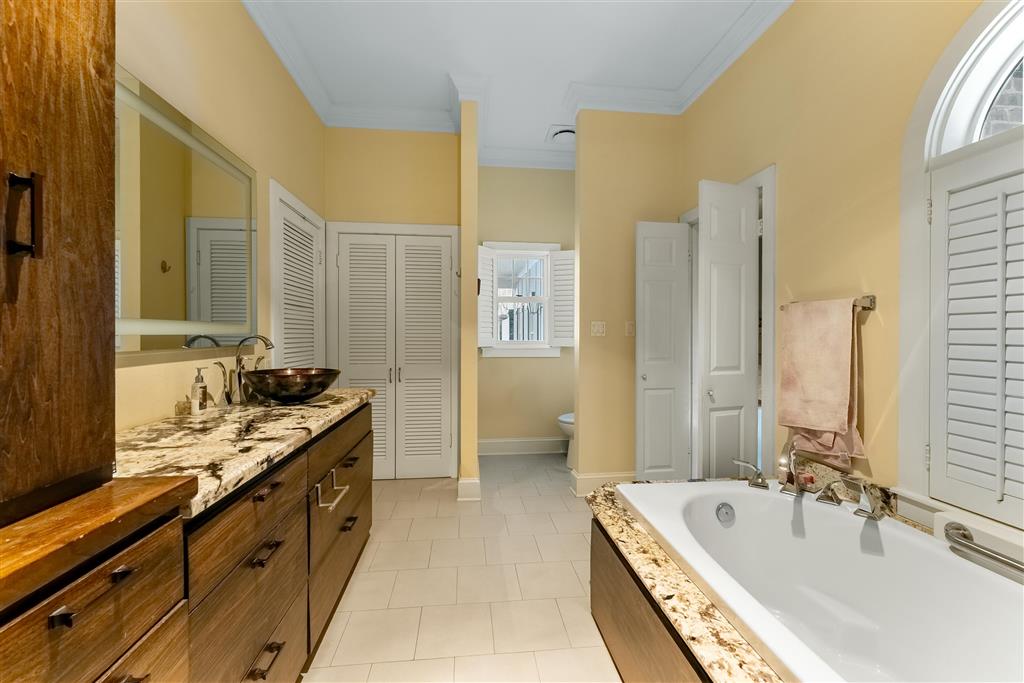 2713 Nottoway Ln Lane