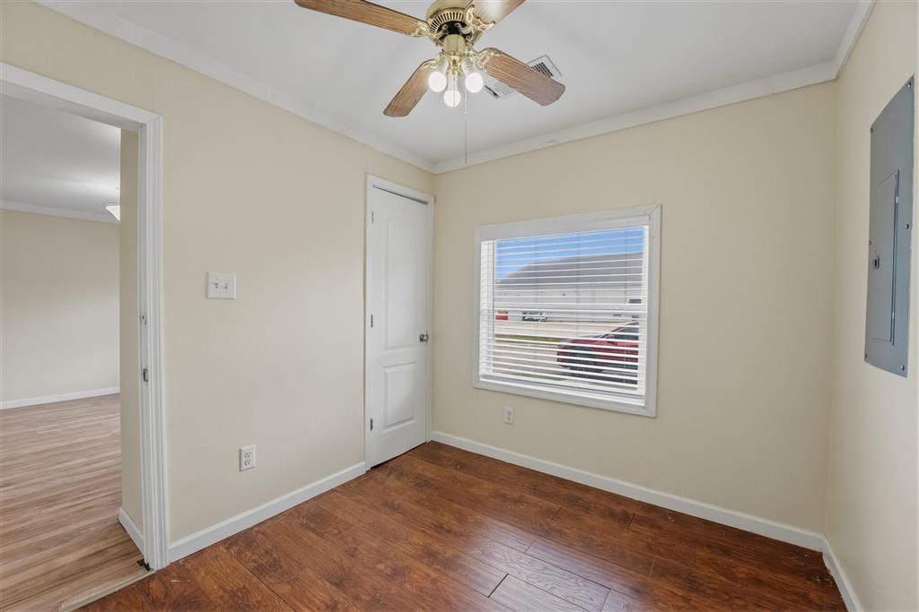 219 N Blake St Street N