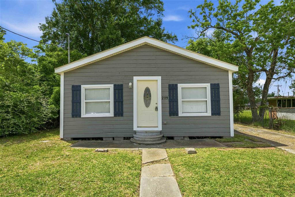 219 N Blake St Street N