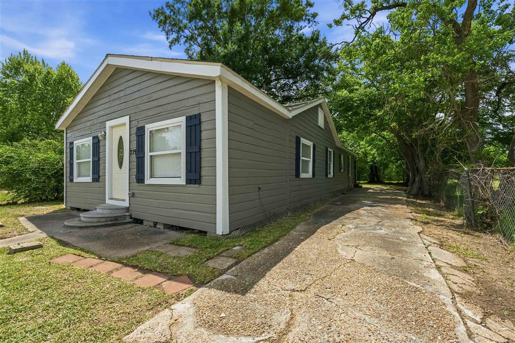 219 N Blake St Street N