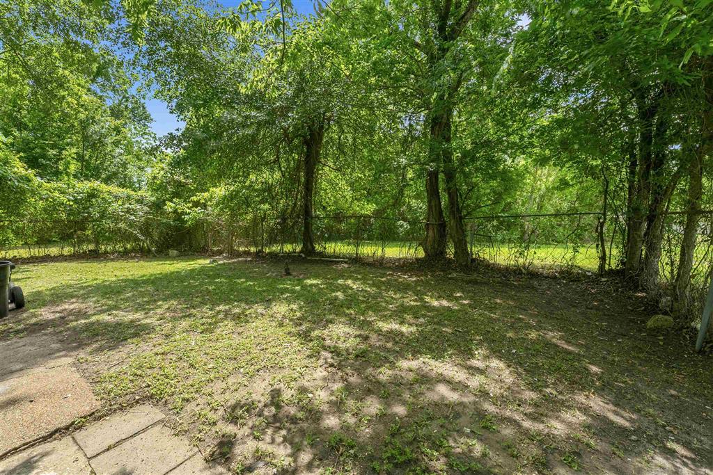 219 N Blake St Street N