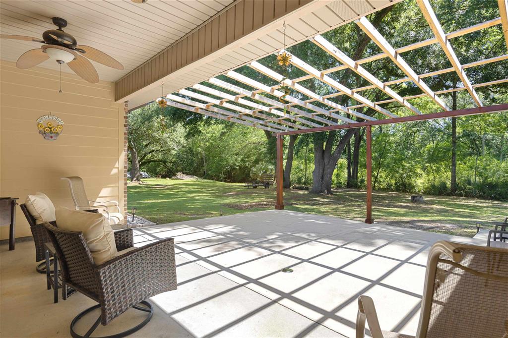 1353 Sawmill Rd Road