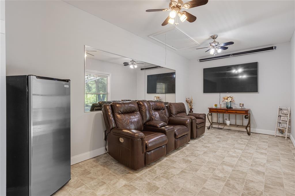 1353 Sawmill Rd Road