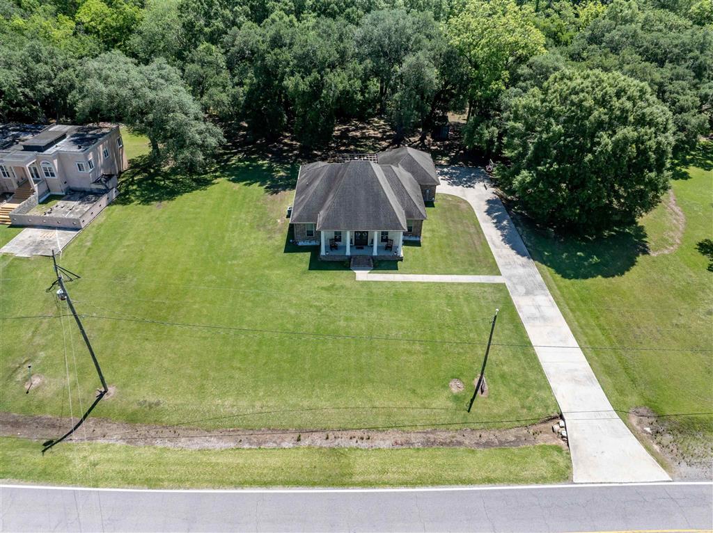 1353 Sawmill Rd Road