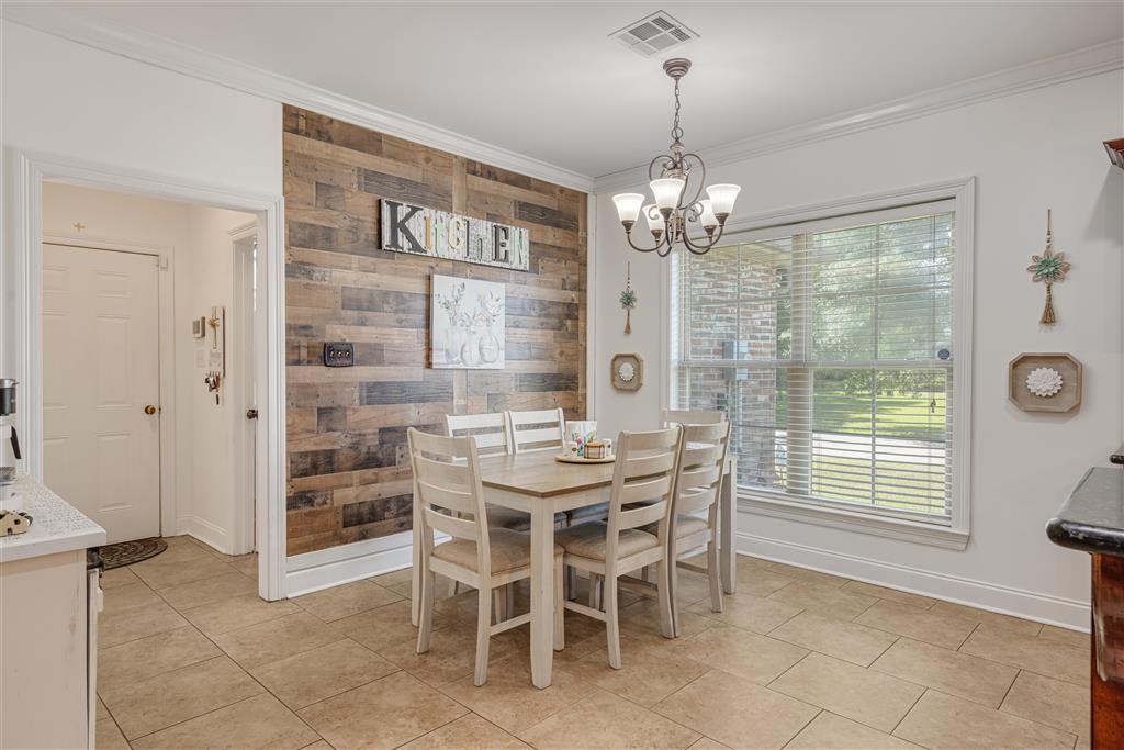 1353 Sawmill Rd Road
