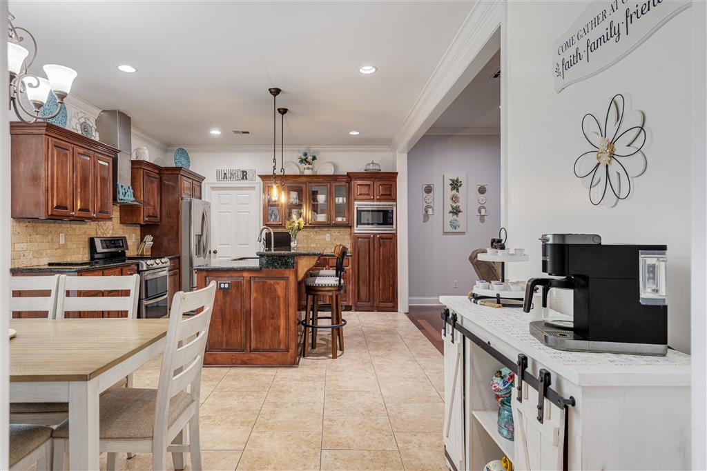1353 Sawmill Rd Road