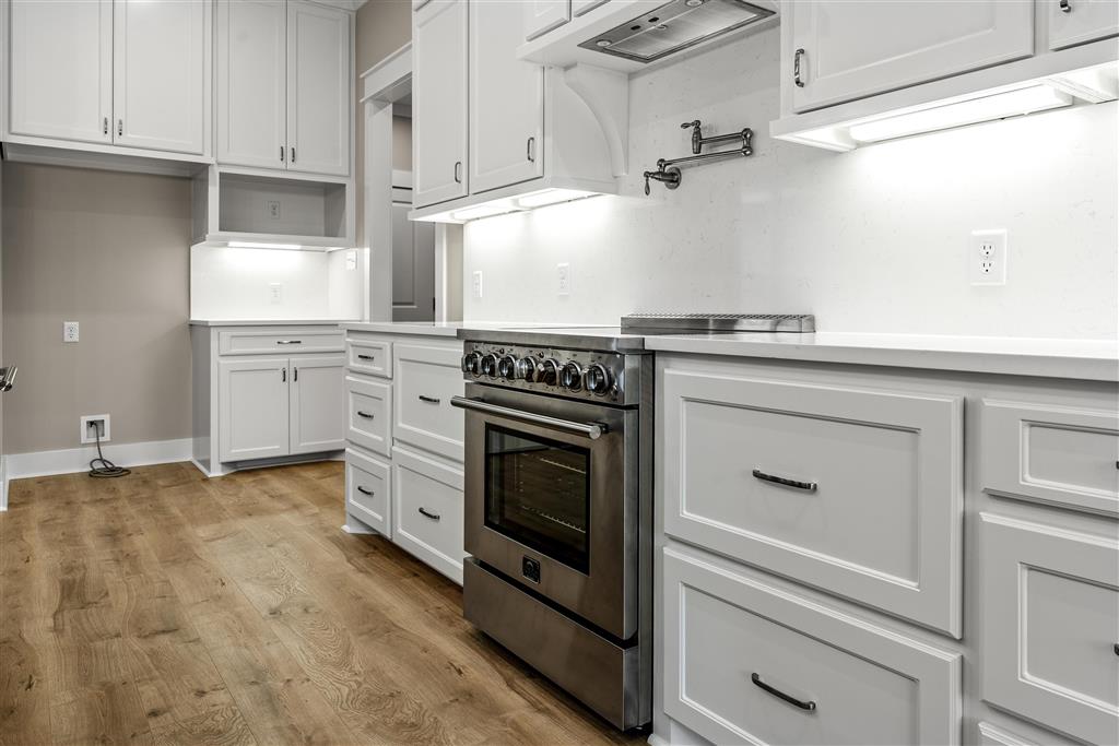 619 Walnut Street