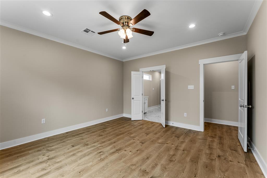 619 Walnut Street