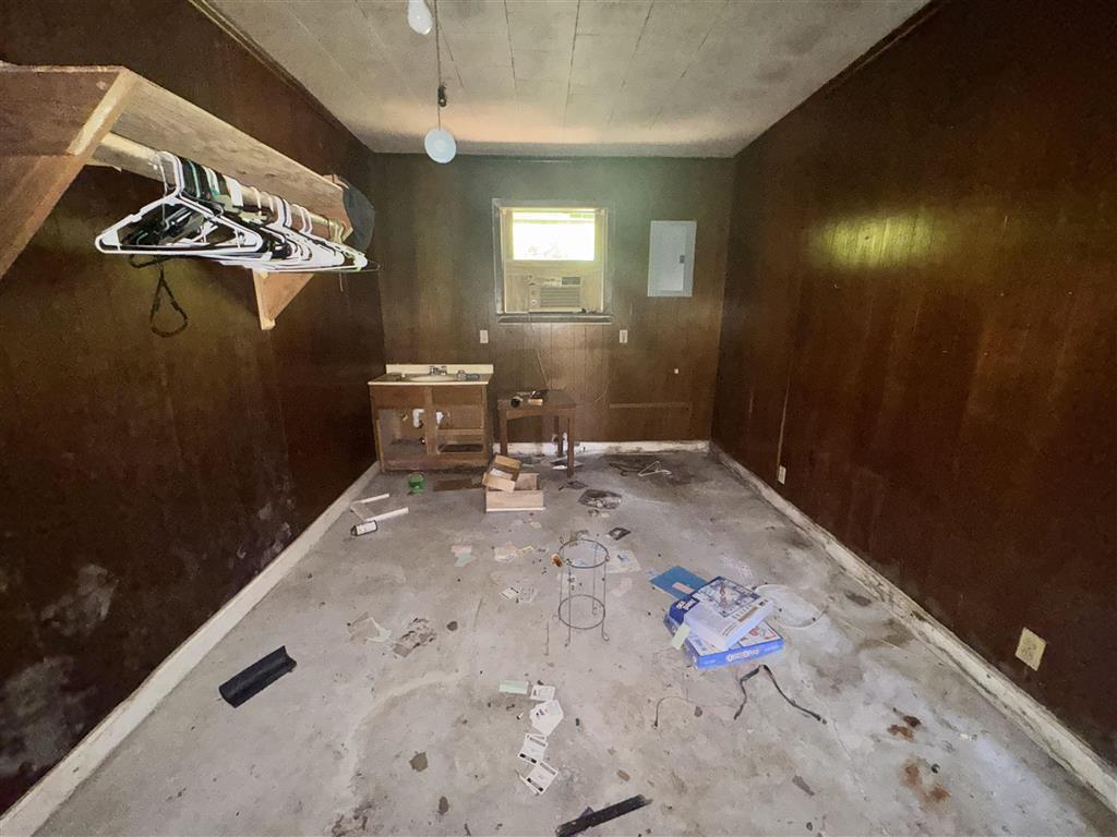 10368 Hwy 384 Big Lake