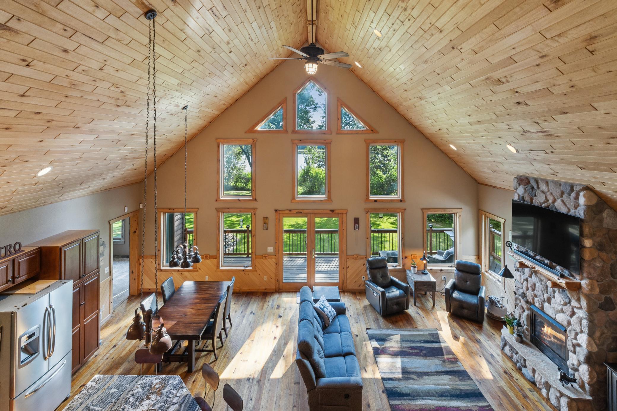 14934 Bur Oak Drive