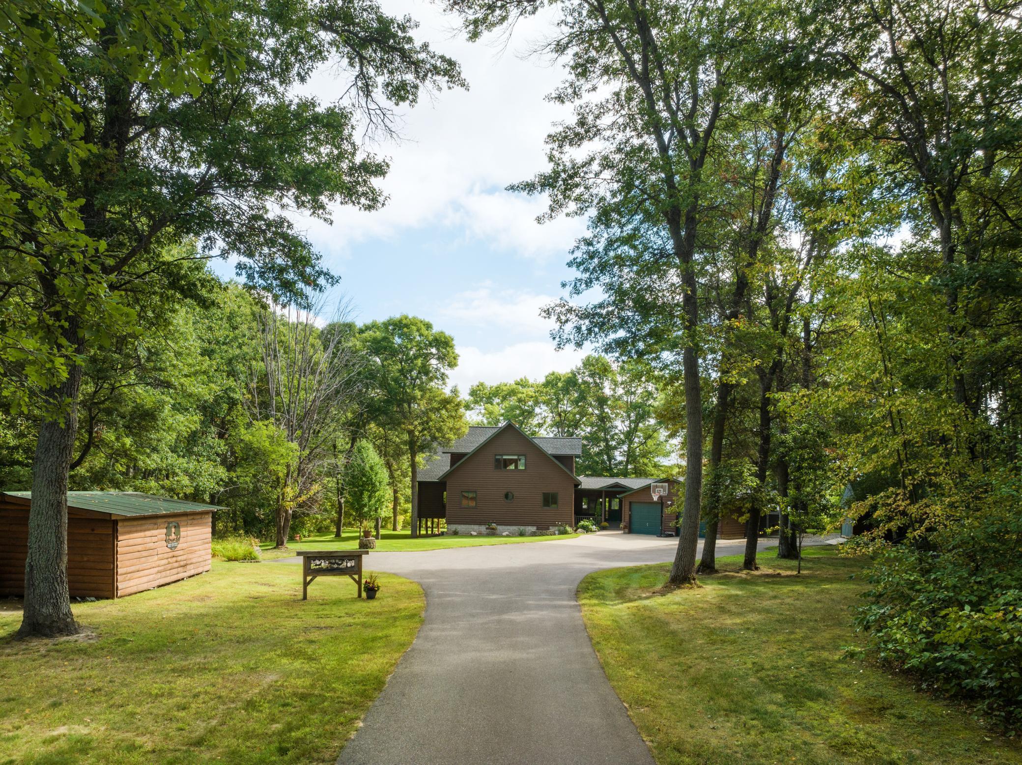 14934 Bur Oak Drive