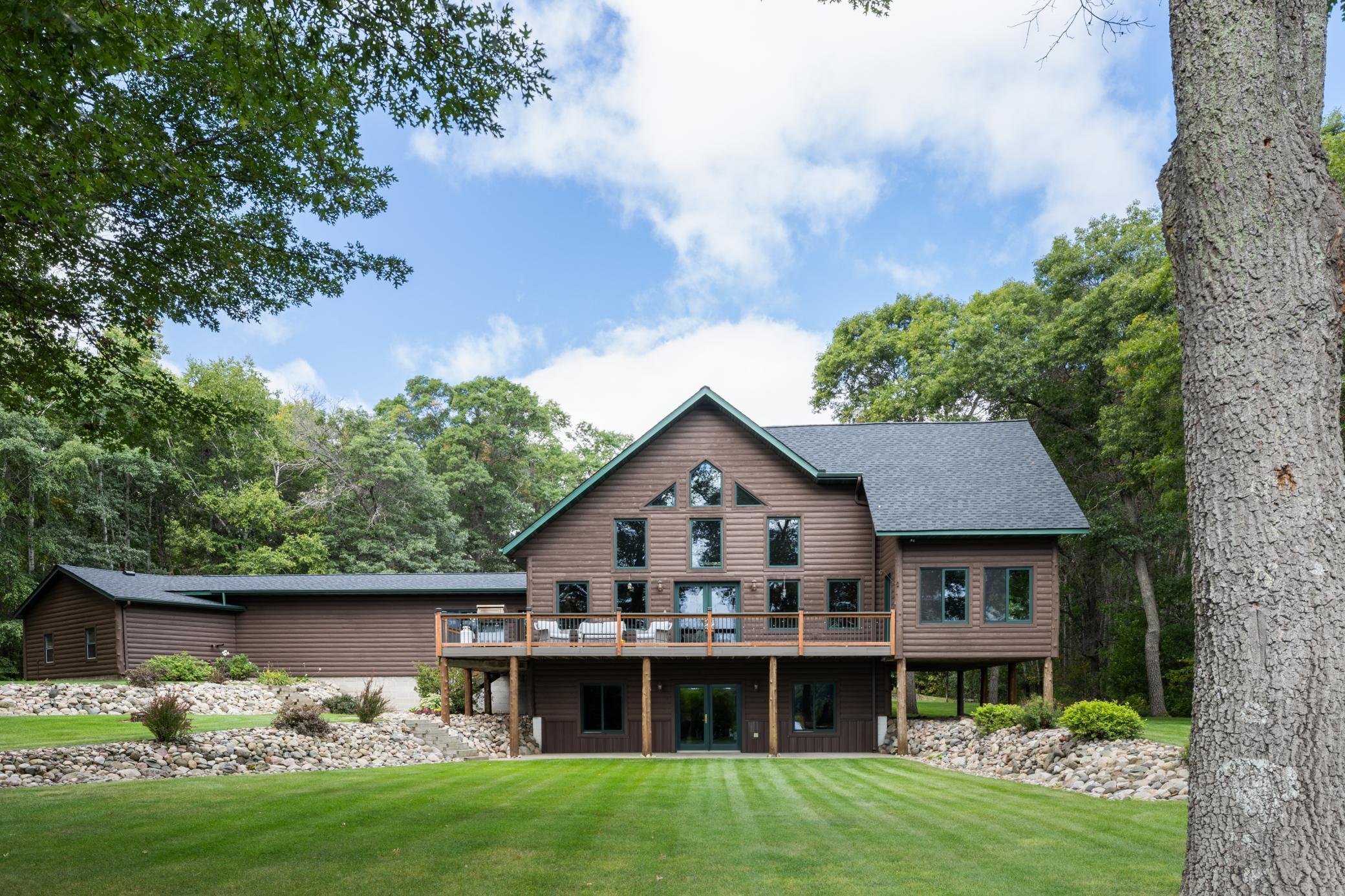 14934 Bur Oak Drive