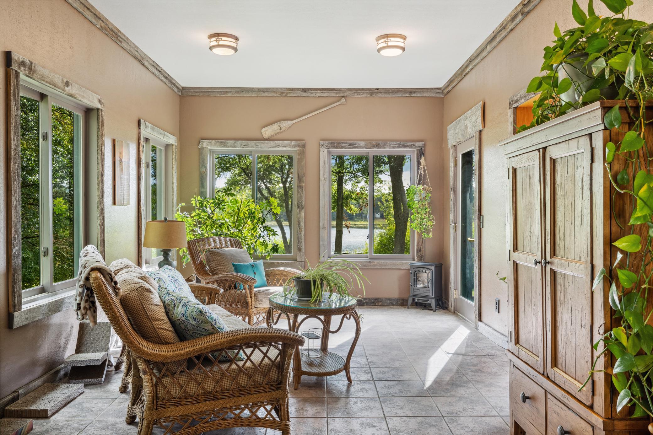 14934 Bur Oak Drive