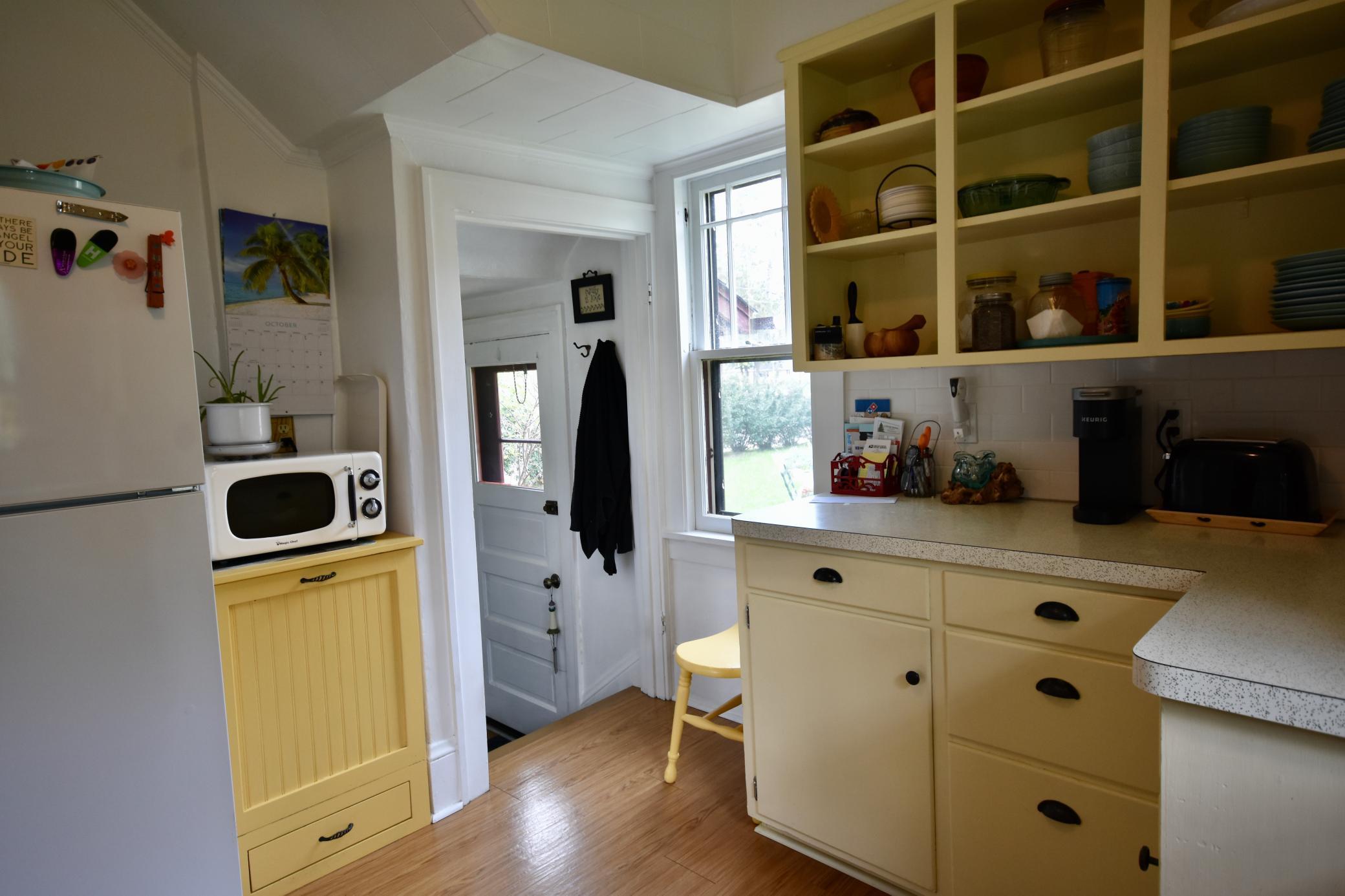 201 1st Street SE