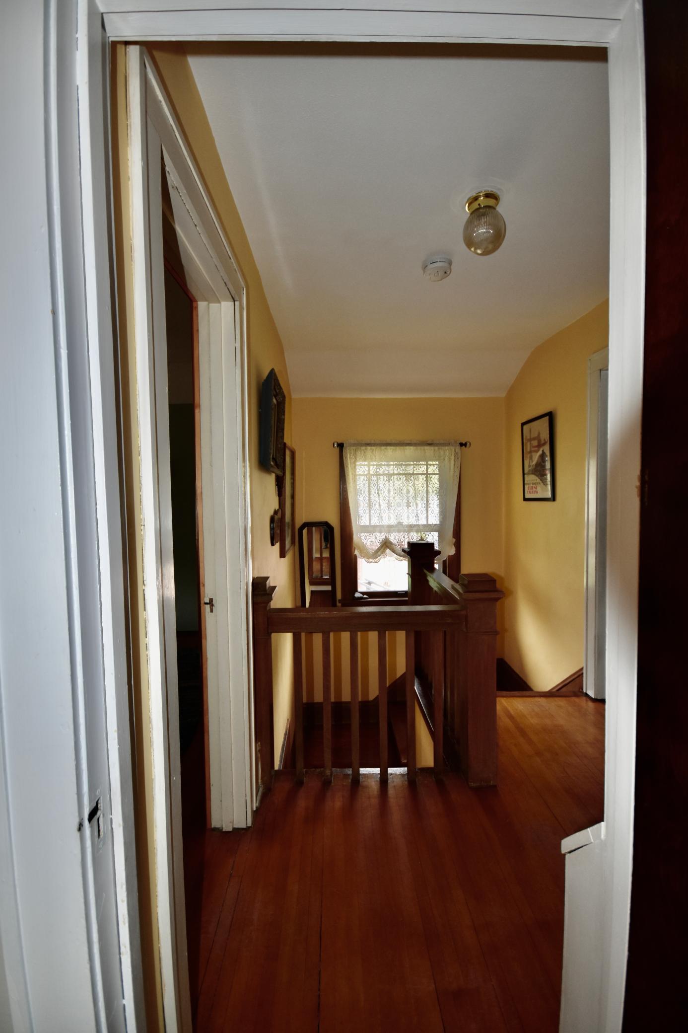 201 1st Street SE