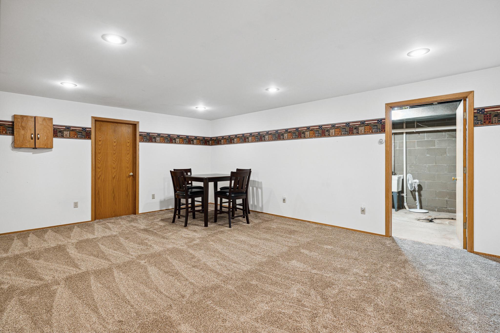 8786 Garden View Road