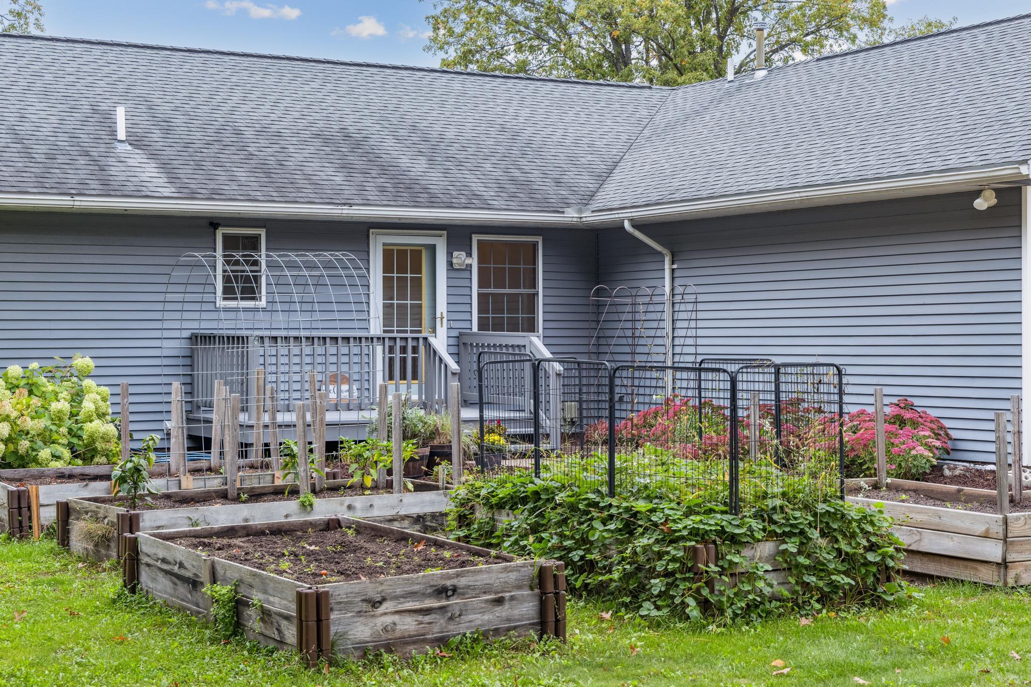 8786 Garden View Road