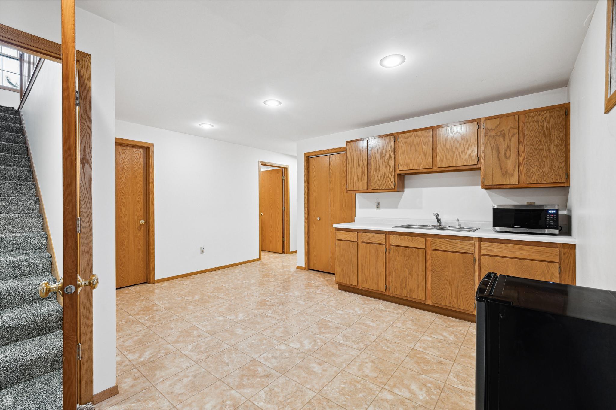 8786 Garden View Road