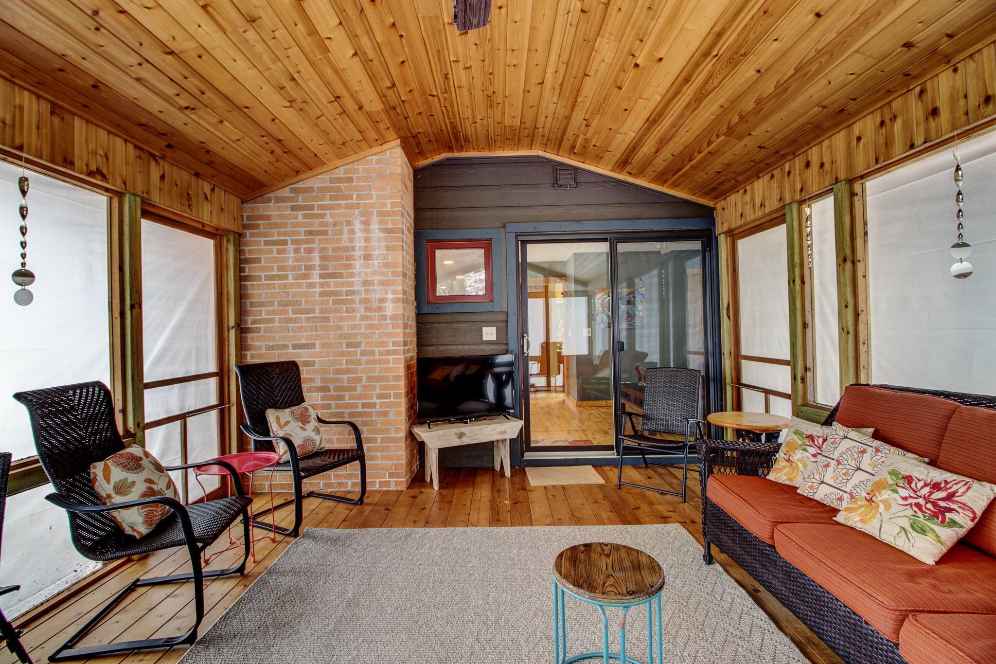 23101 Great Pine Trail