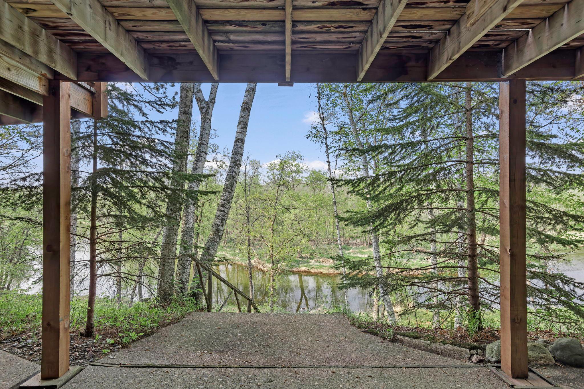 3978 Gull River Trail
