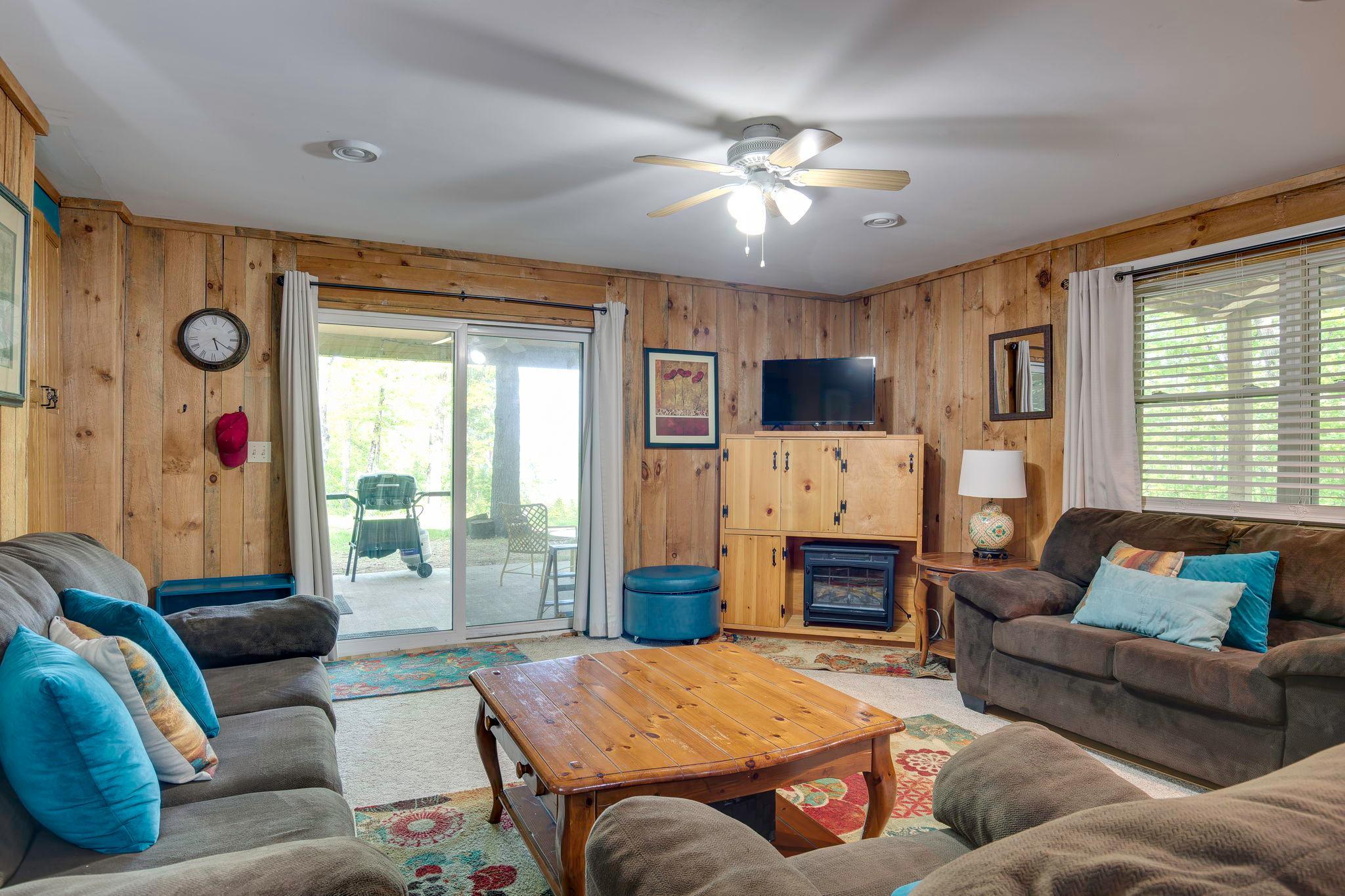 17318 Snowshoe Drive