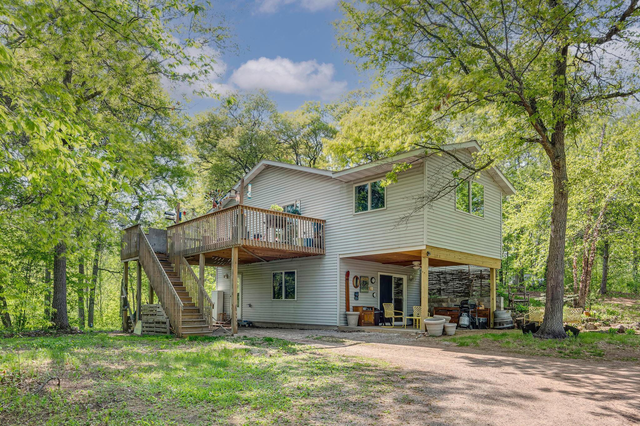 17318 Snowshoe Drive