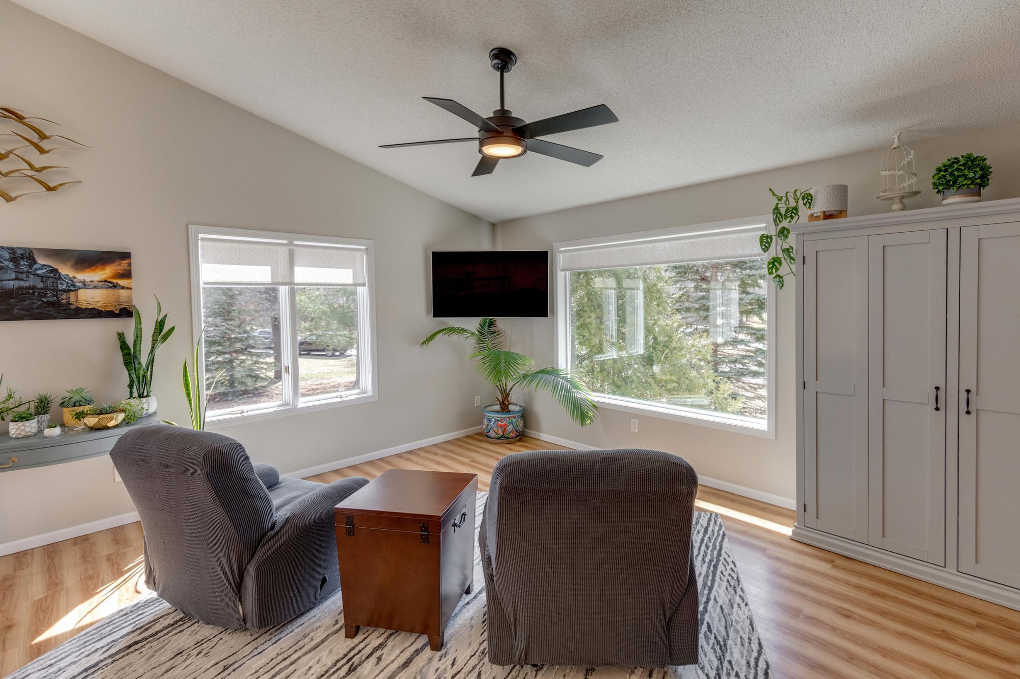 5880 Parkwood Court