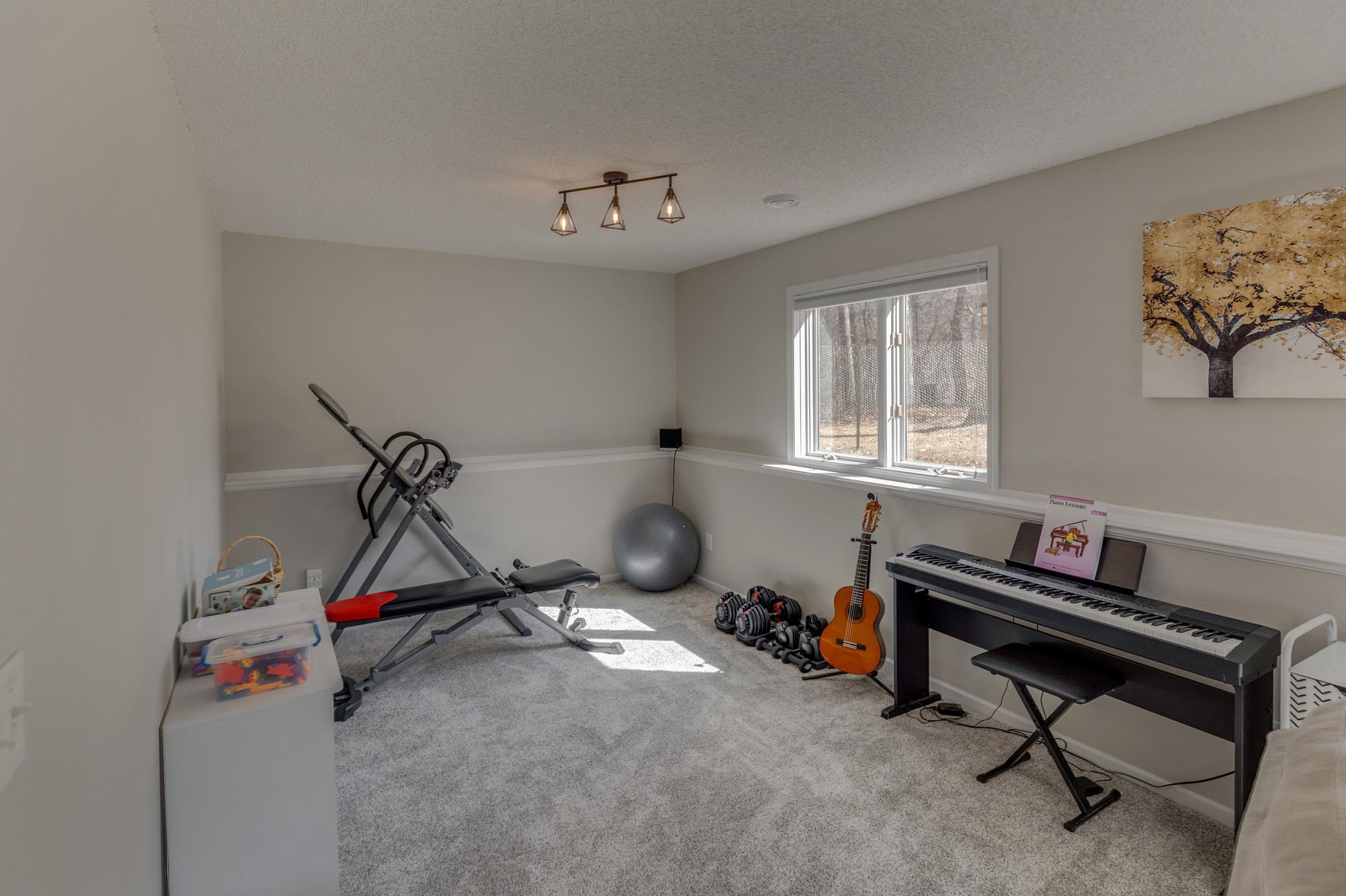 5880 Parkwood Court