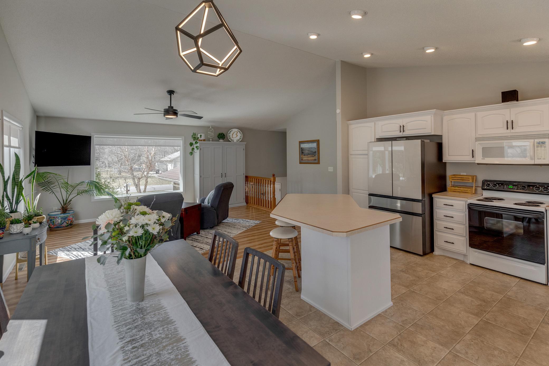 5880 Parkwood Court