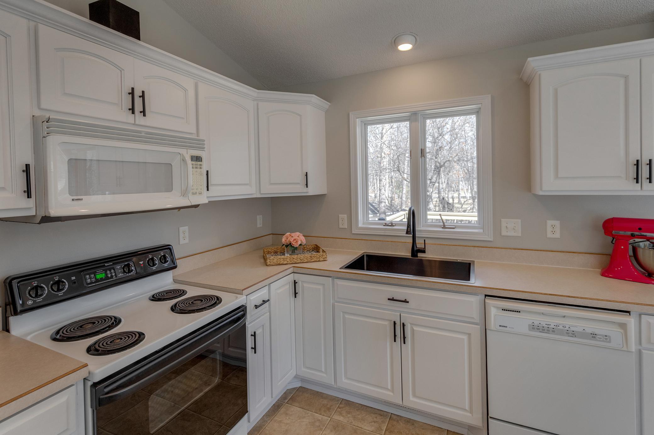 5880 Parkwood Court