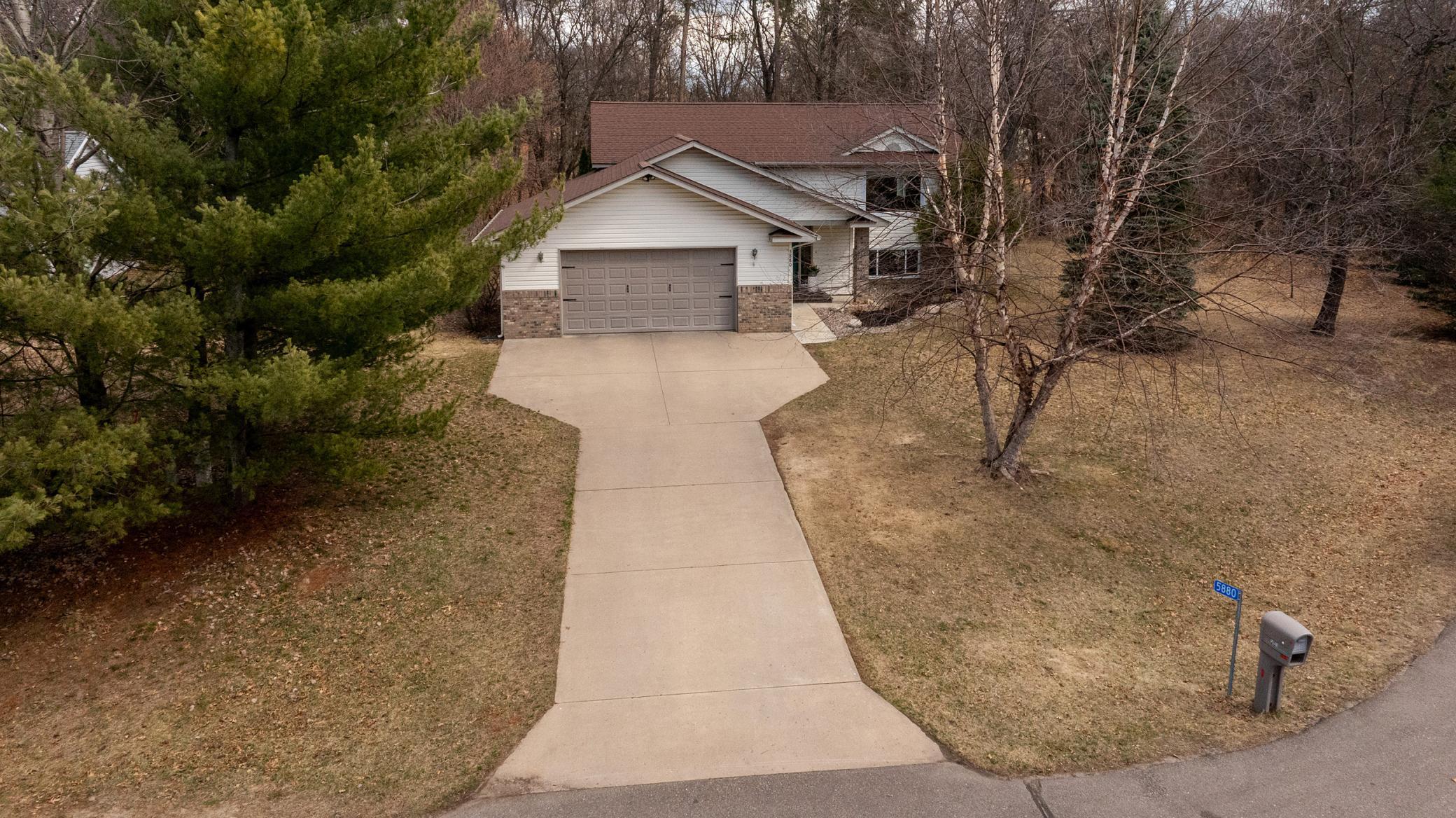5880 Parkwood Court