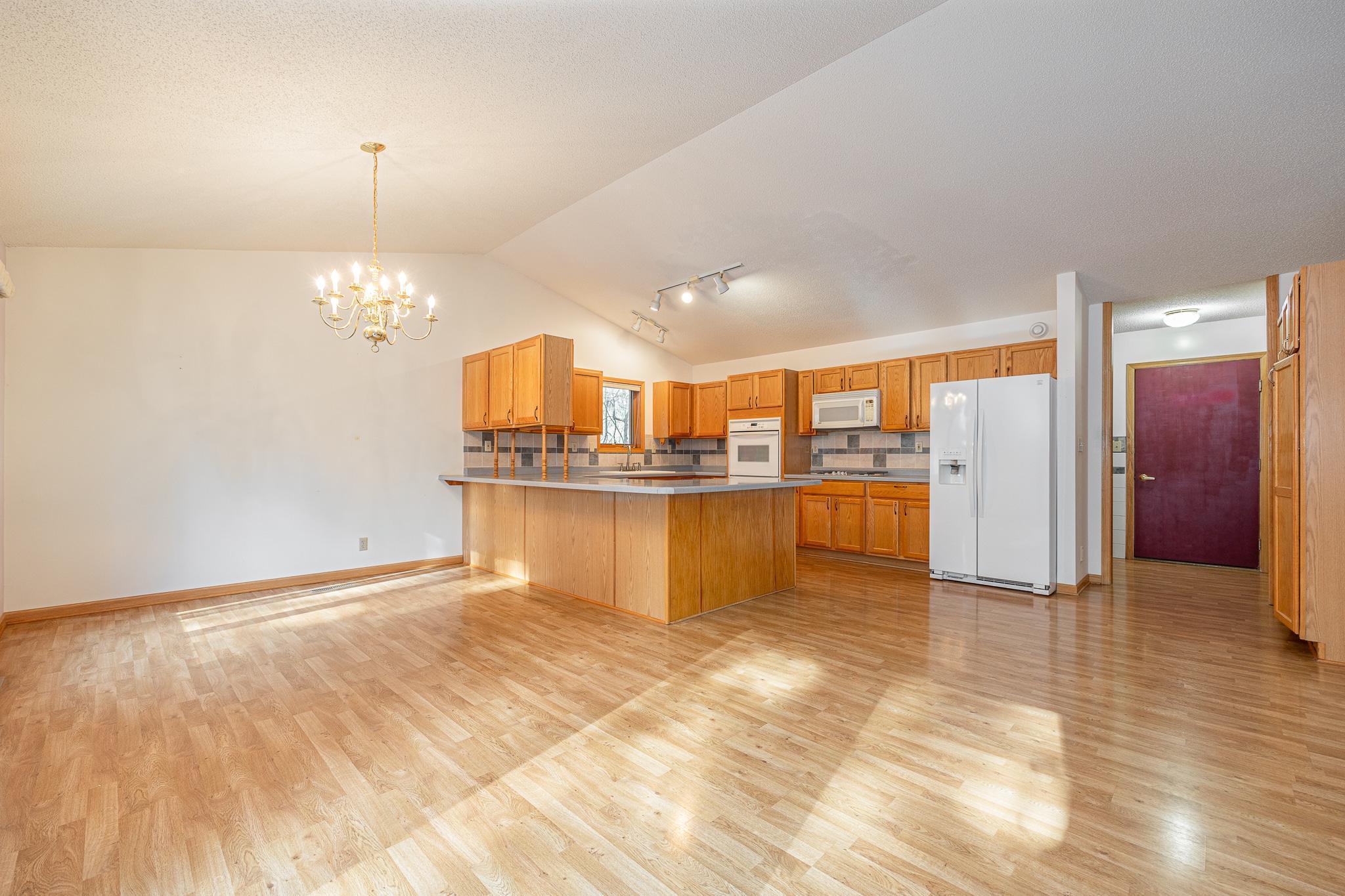 2075 White Pine Point Trail SW