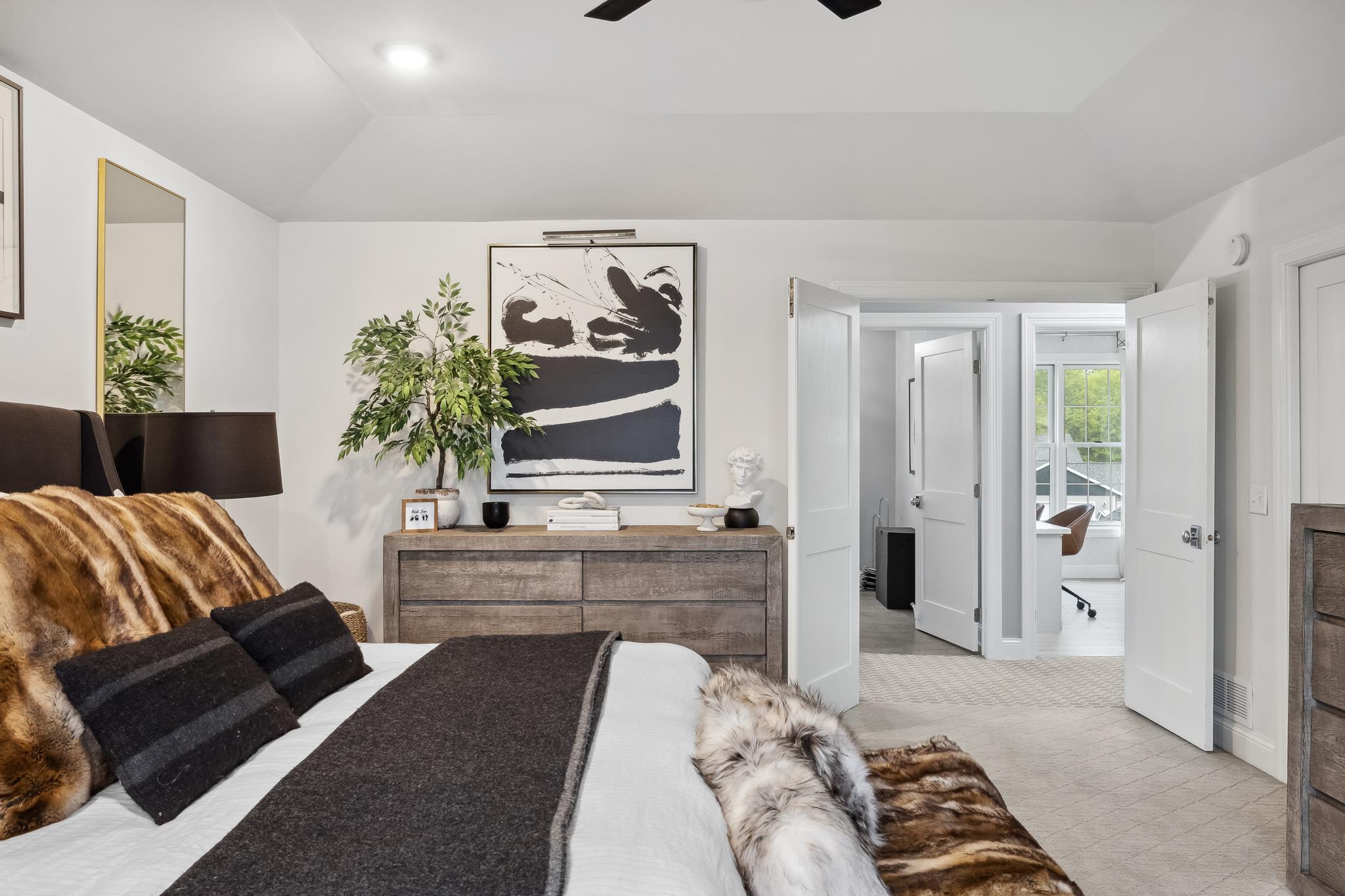 14462 Grand Oaks Drive