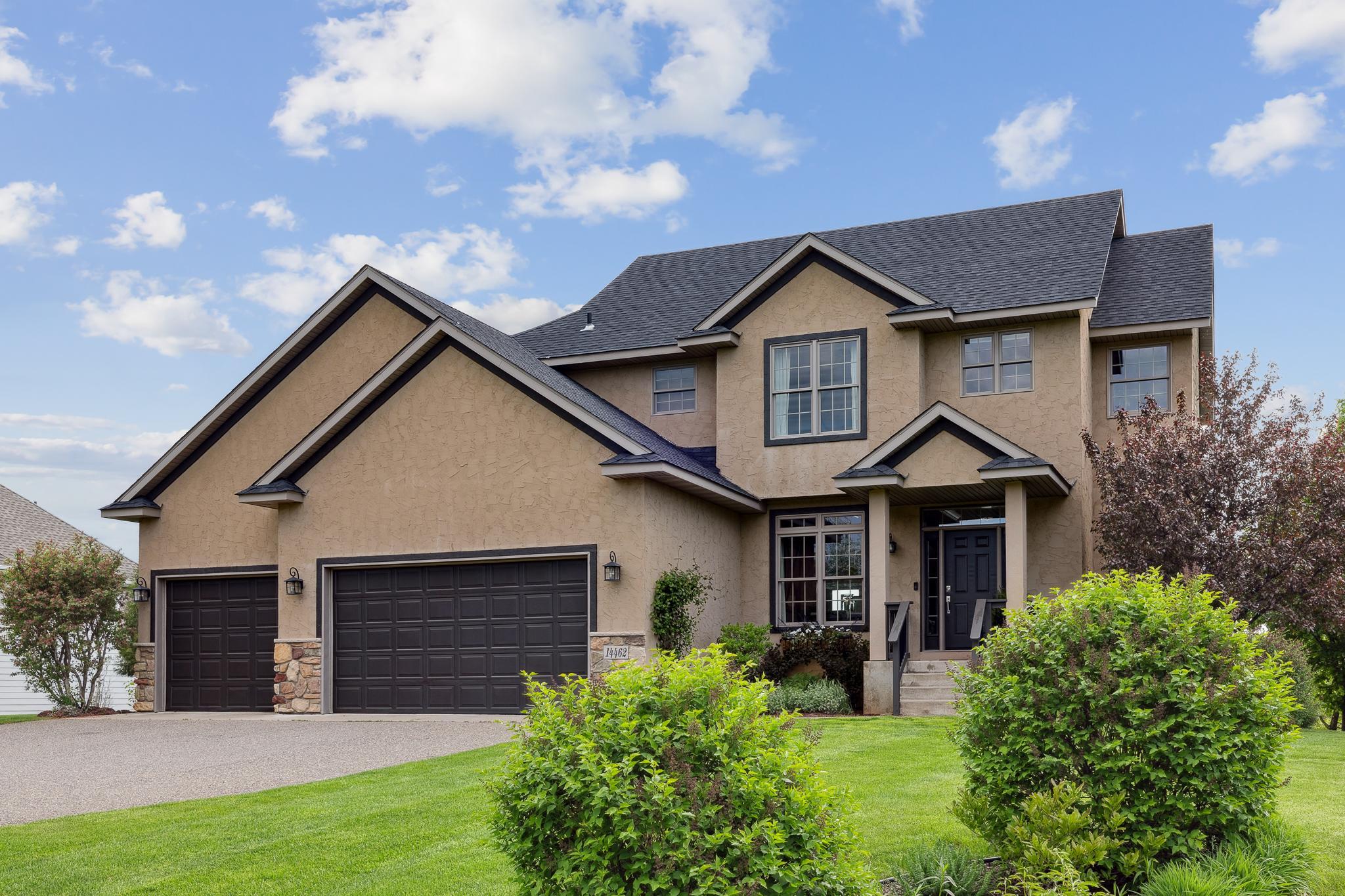 14462 Grand Oaks Drive