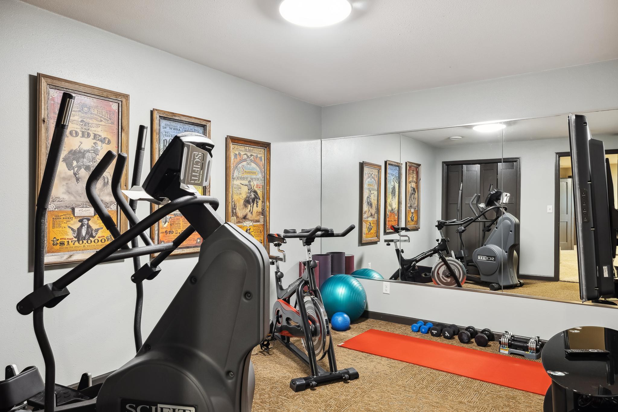 14462 Grand Oaks Drive