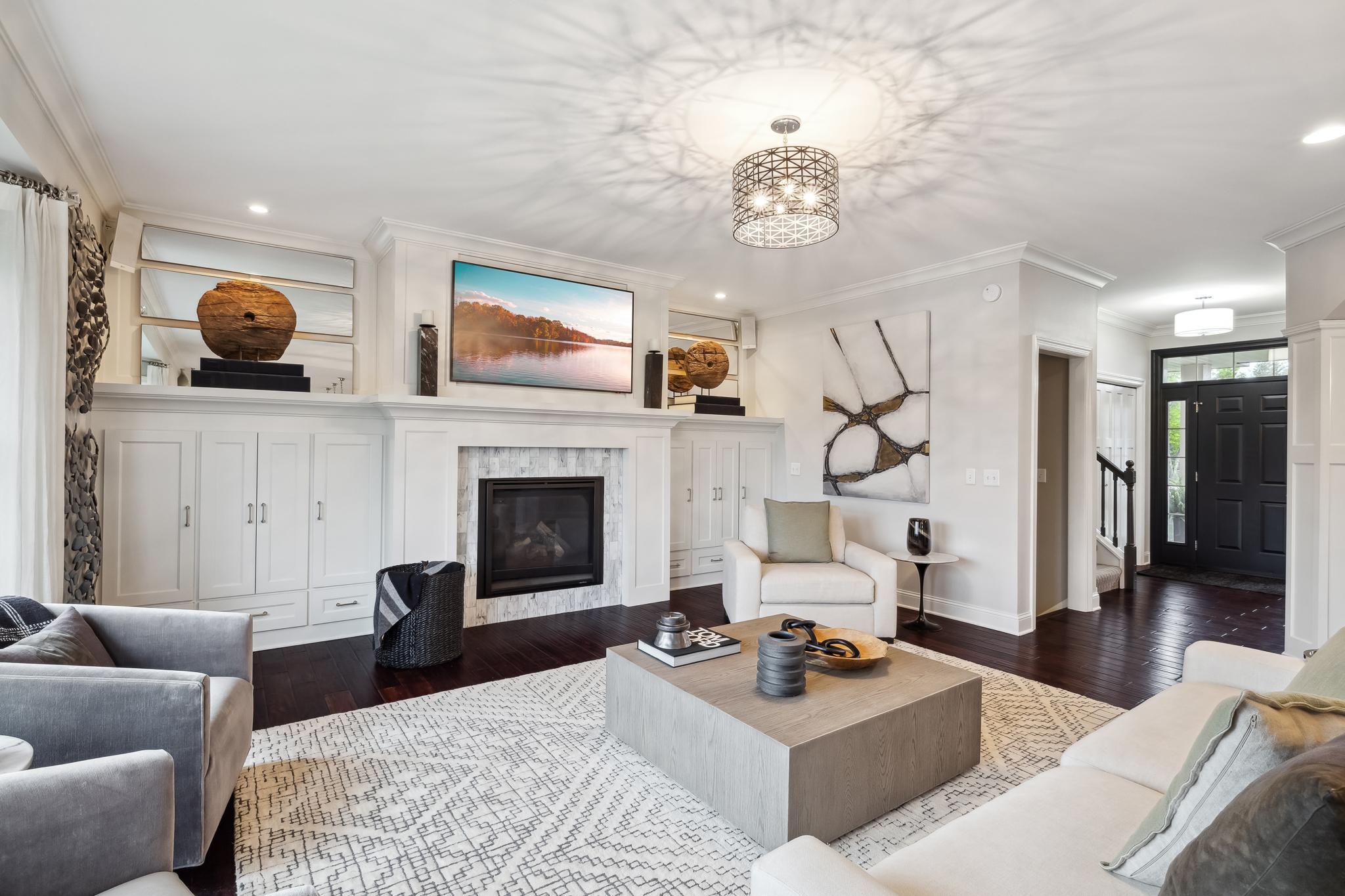 14462 Grand Oaks Drive