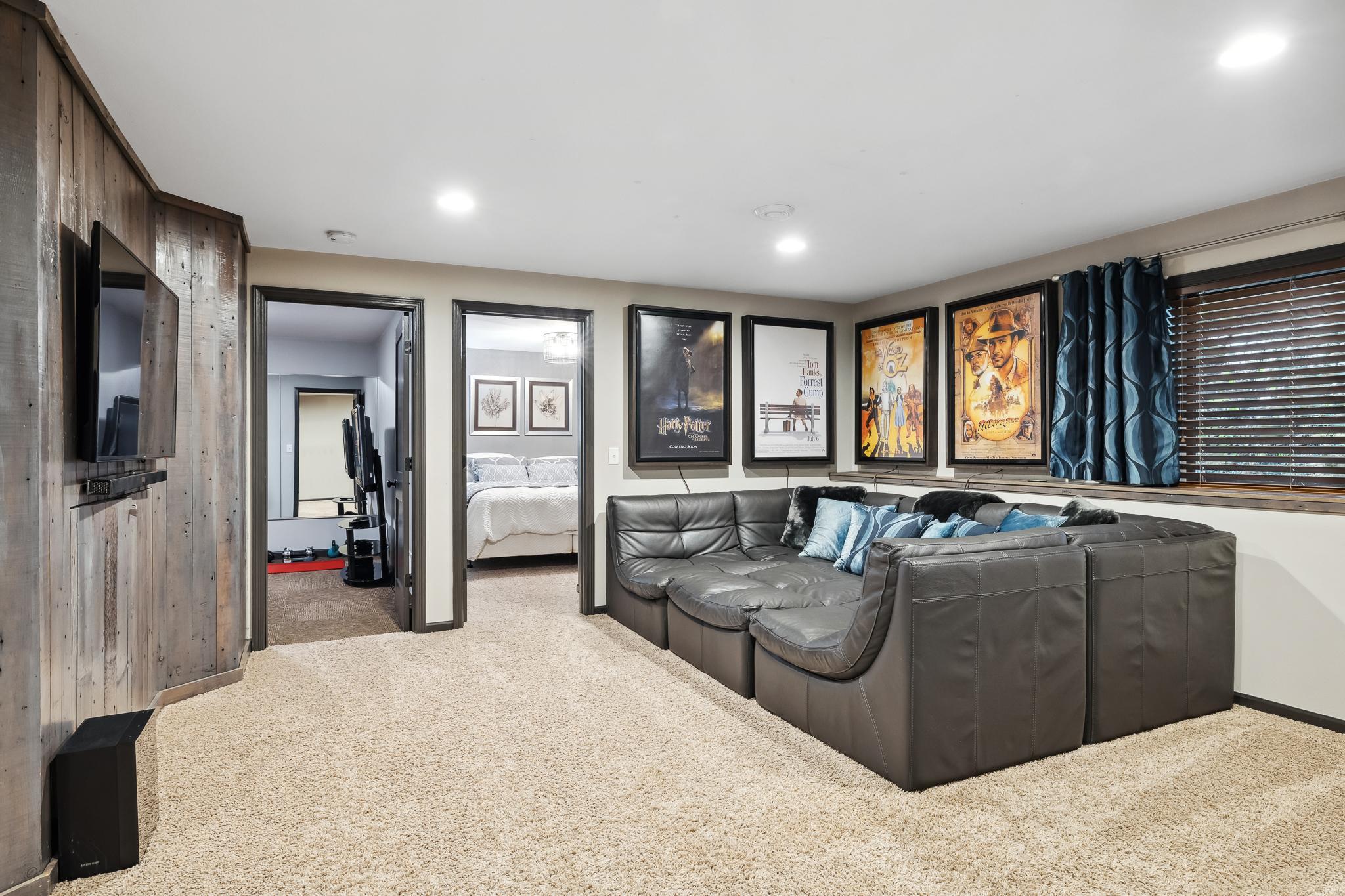 14462 Grand Oaks Drive
